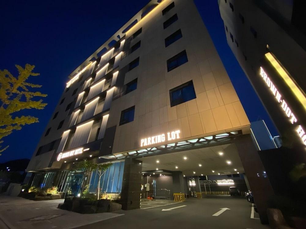 Instar Hotel