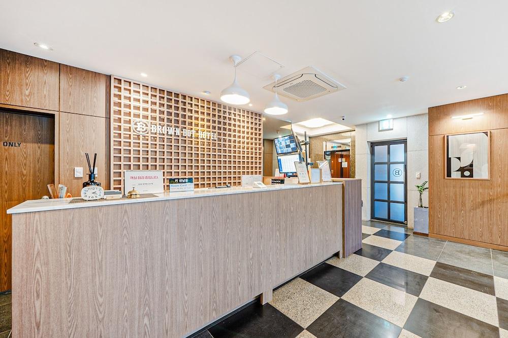 Instar Hotel