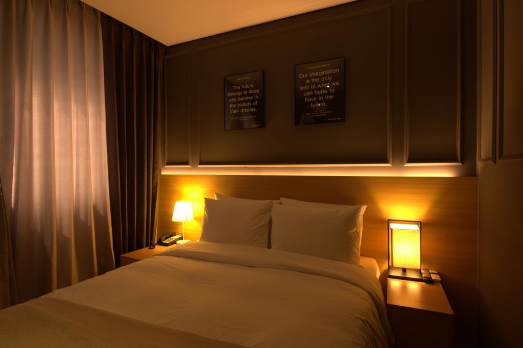 Vella Suite Hotel