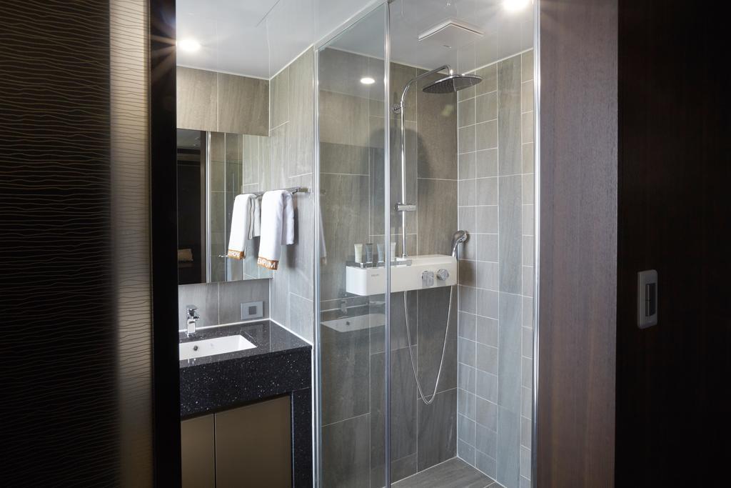 Royal Emporium Incheon Airport Hotel
