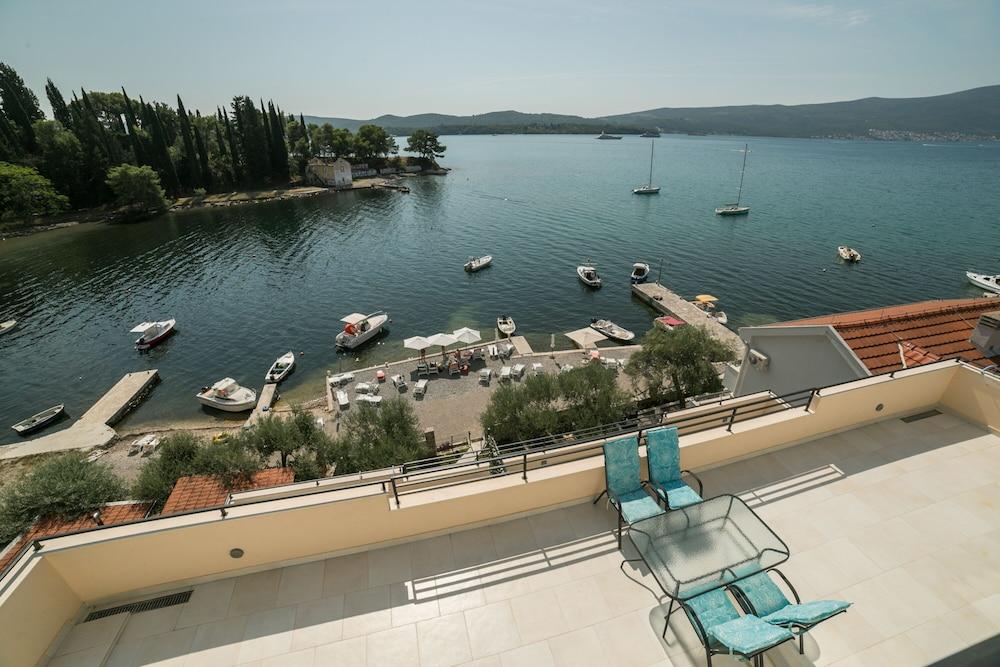 Apartments Tivat Obala