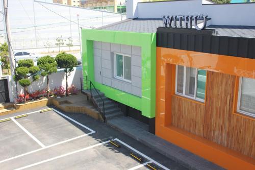 With U Hotel & Guest House