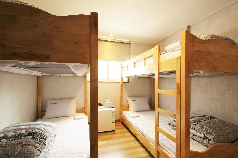 G House Mini Hotel & Guest House - Hostel