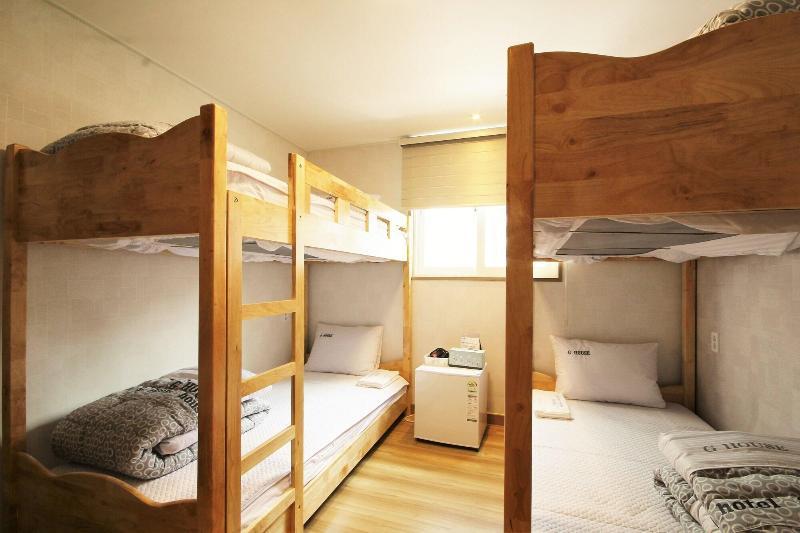 G House Mini Hotel & Guest House - Hostel