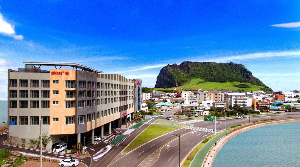 Co-Op City Hotel Seongsan
