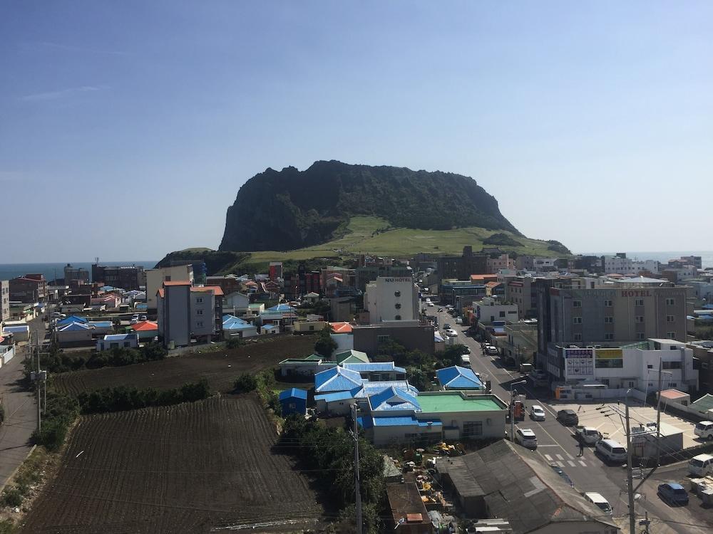 Co-Op City Hotel Seongsan