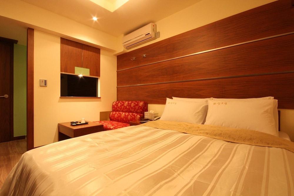 King Hotel