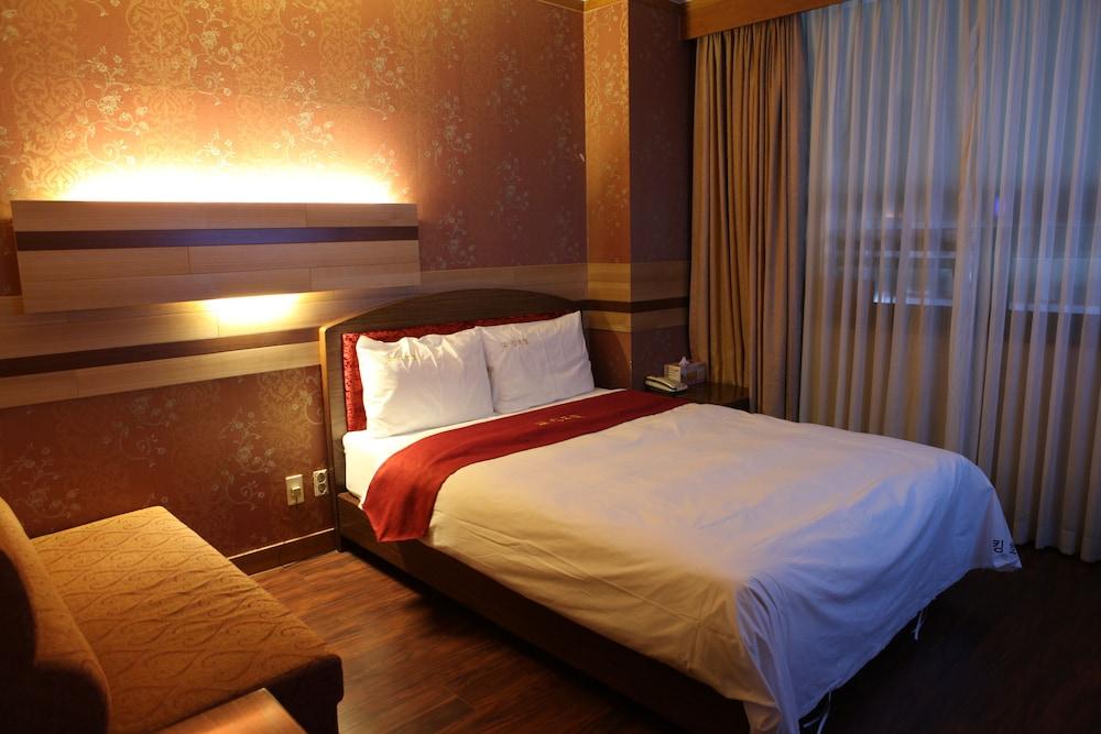 King Hotel