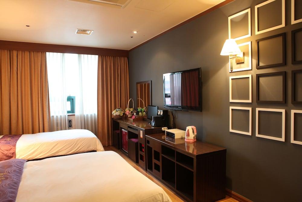 King Hotel