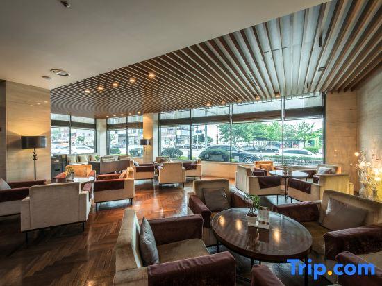 Shangria Beach Tourist Hotel