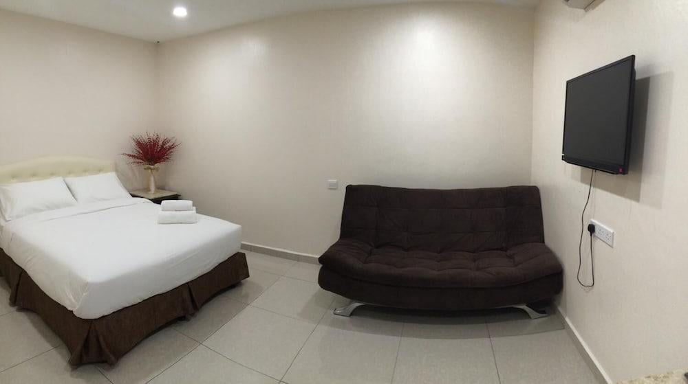 Sam Hotel