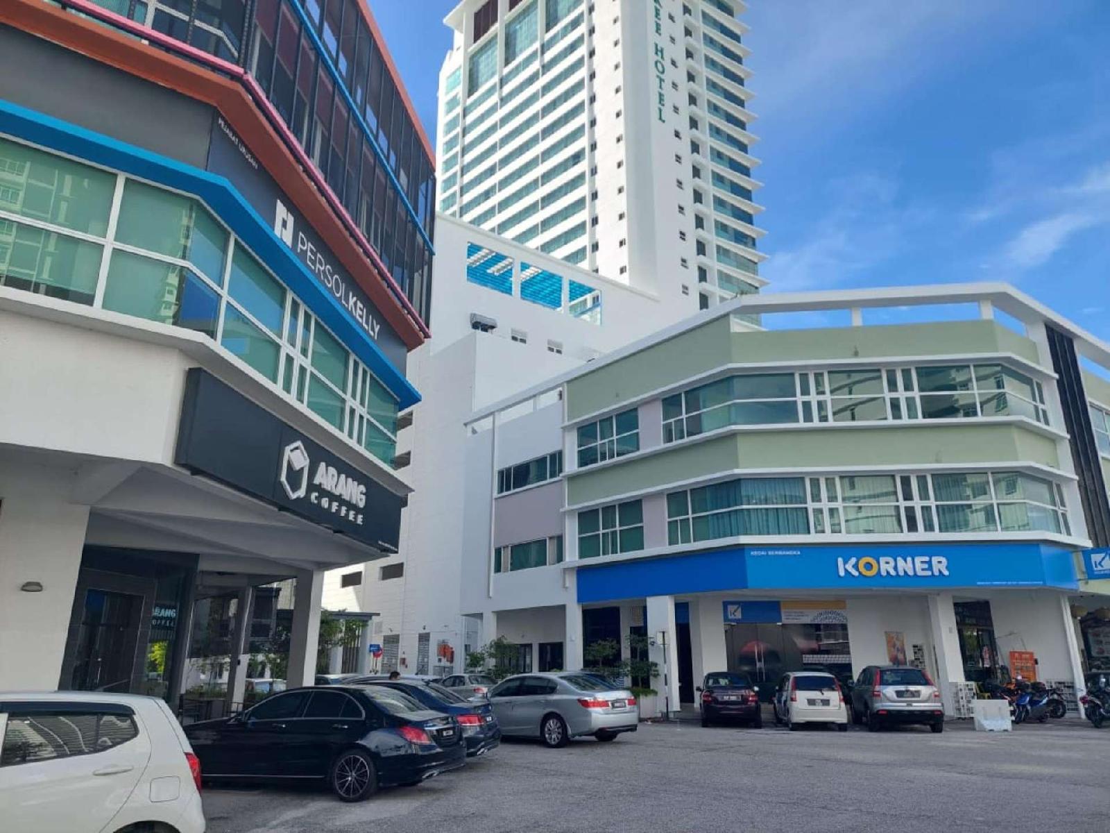 D'Nice Hotel
