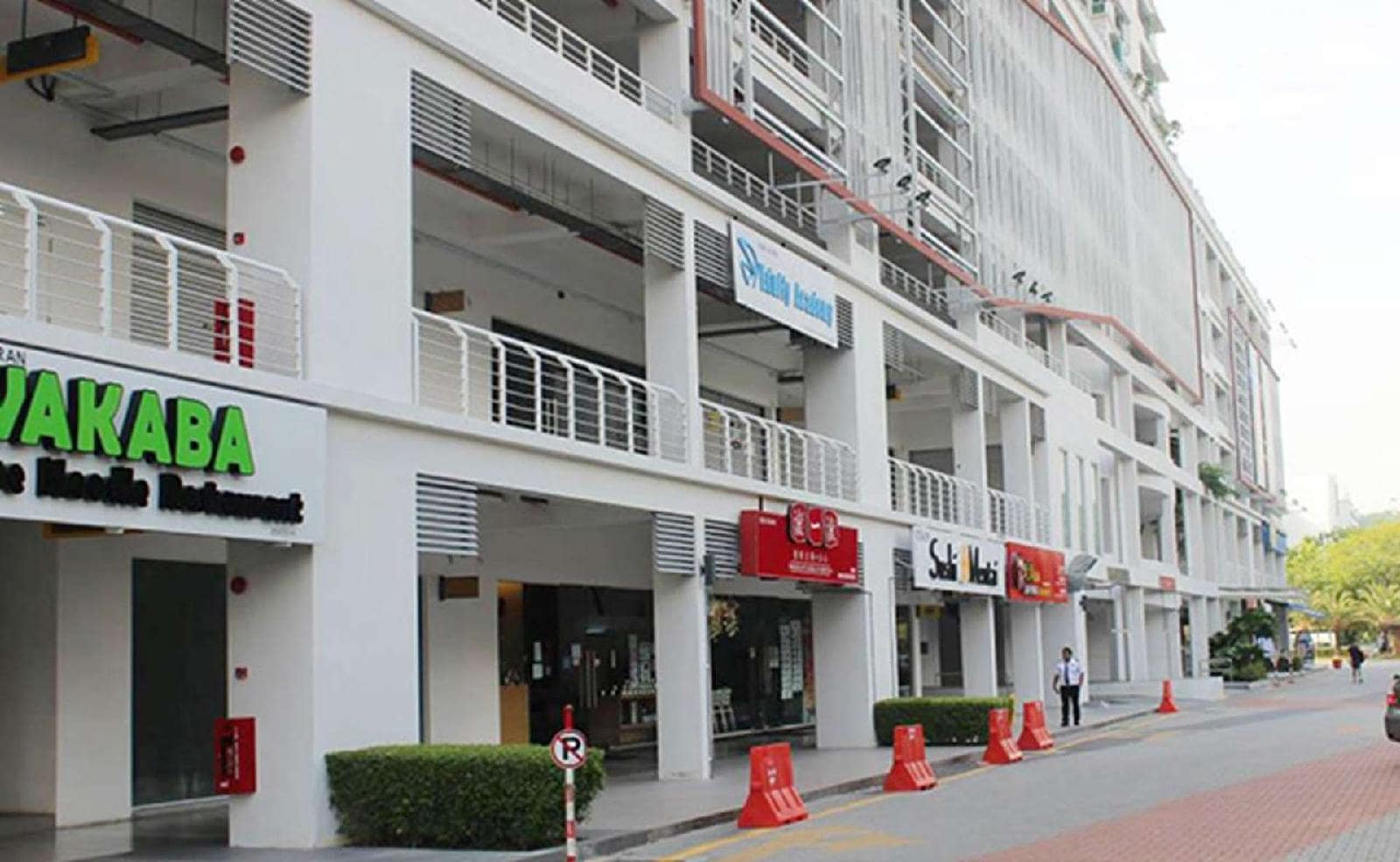 D'Nice Hotel