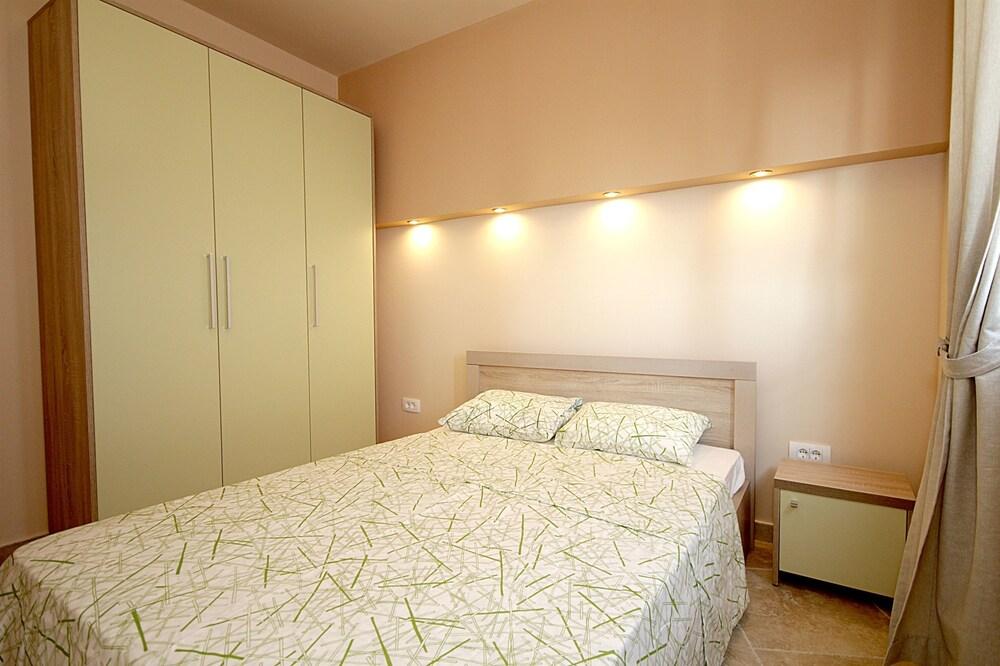 Apartments Oktopus