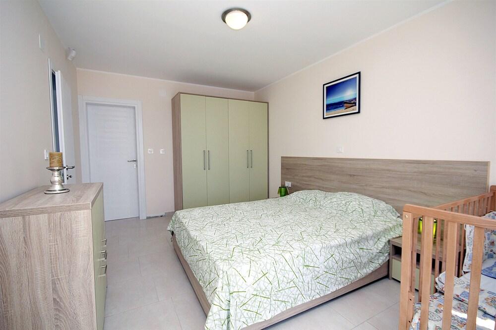 Apartments Oktopus