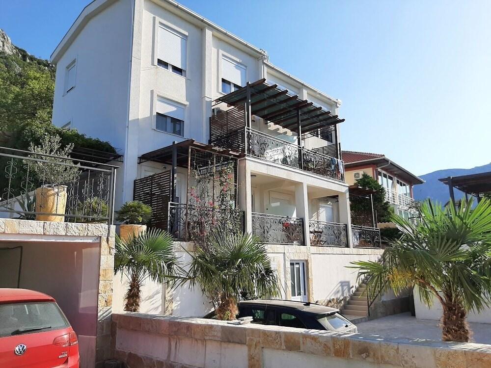 Apartments Oktopus