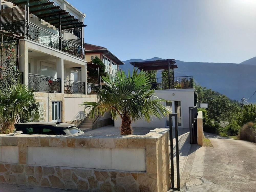 Apartments Oktopus