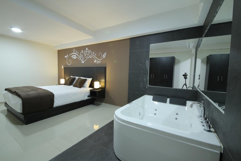 Solec Business Hotel