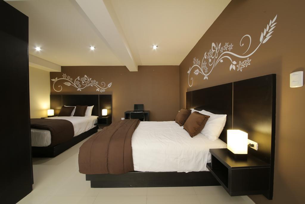 Solec Business Hotel