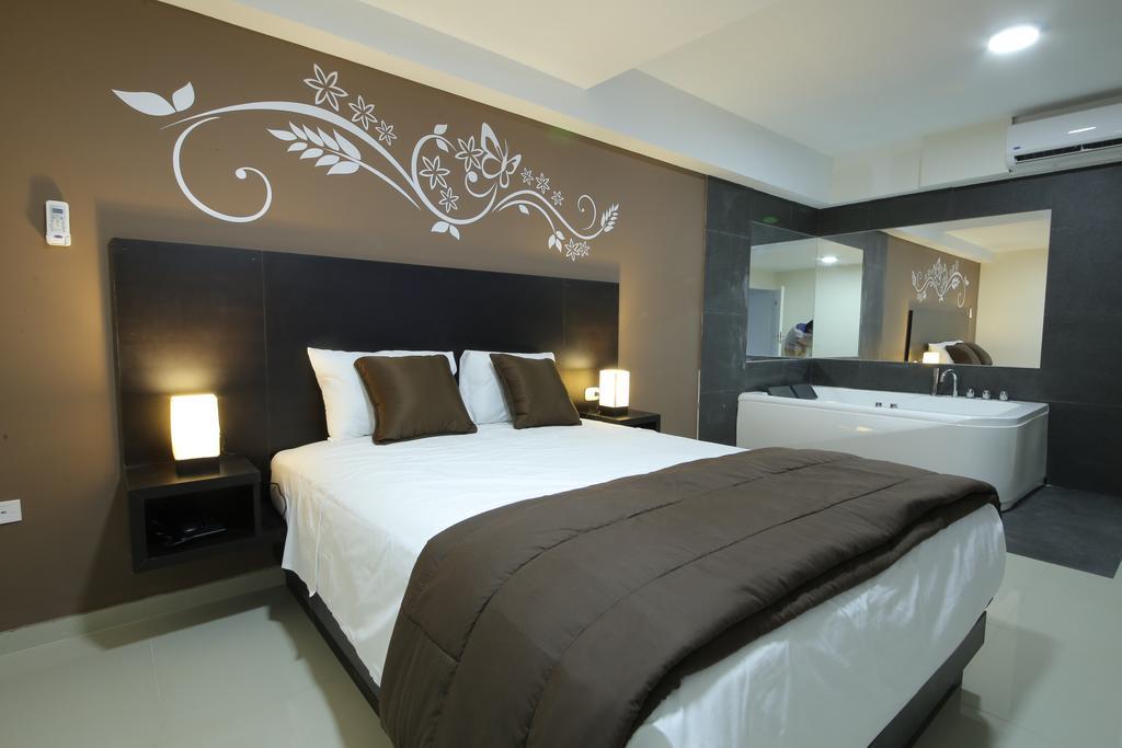 Solec Business Hotel