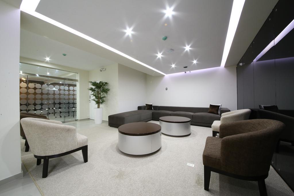 Solec Business Hotel