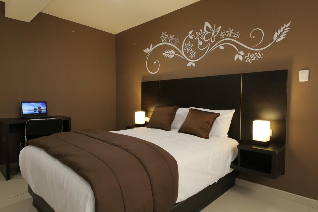 Solec Business Hotel