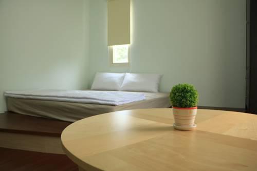 Fully B&B