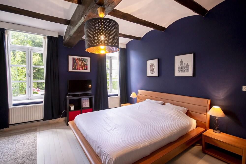 Au Petit Dragon B&B