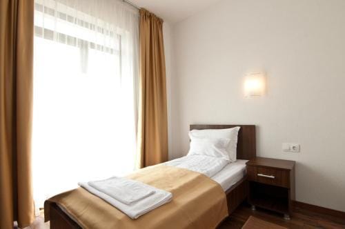 Hotel Hyperion