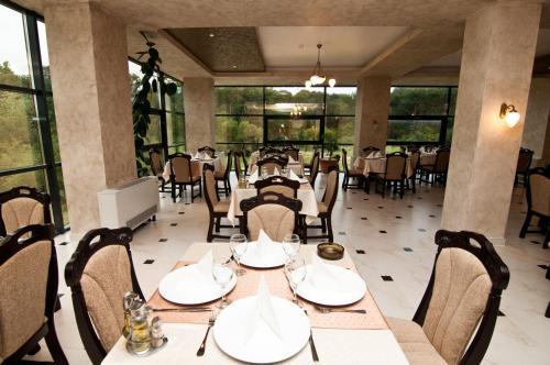 Hotel Hyperion