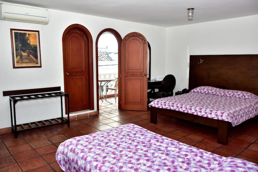 Hotel Zaraya