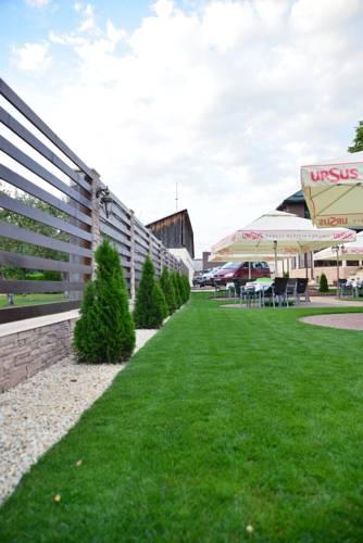 Flamingo Pension & Restaurant
