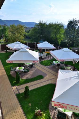 Flamingo Pension & Restaurant