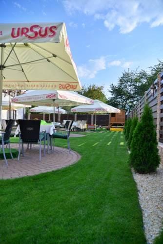 Flamingo Pension & Restaurant