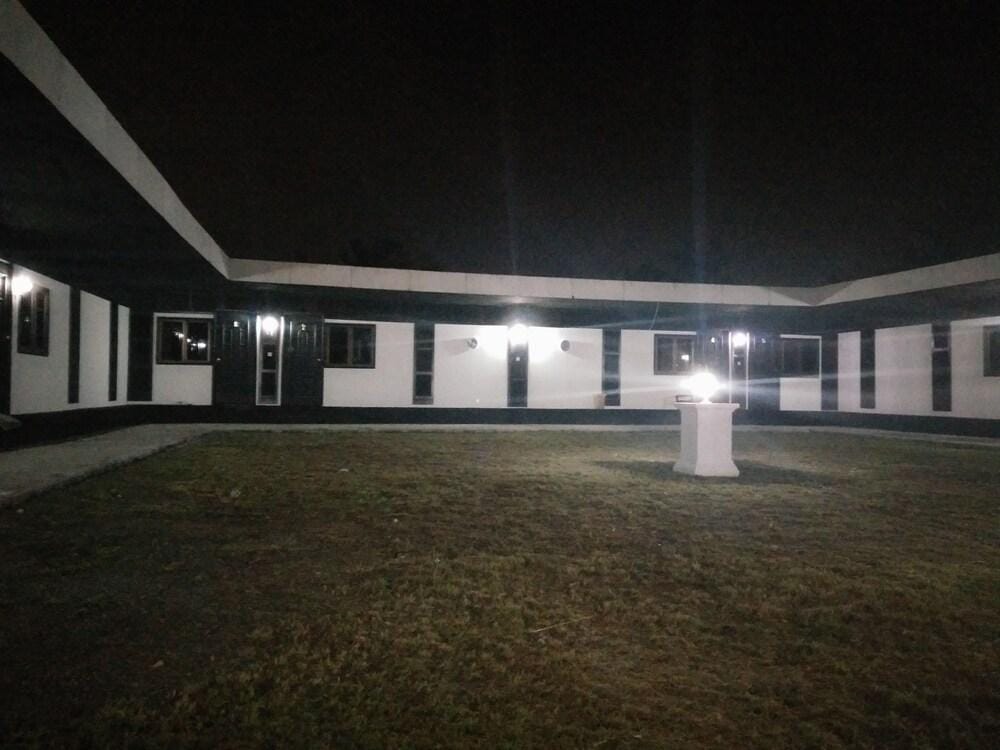 Transit Room Klia Residence Villa