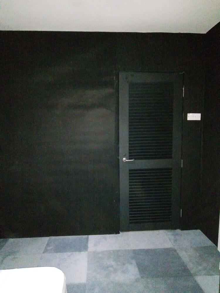 Transit Room Klia Residence Villa