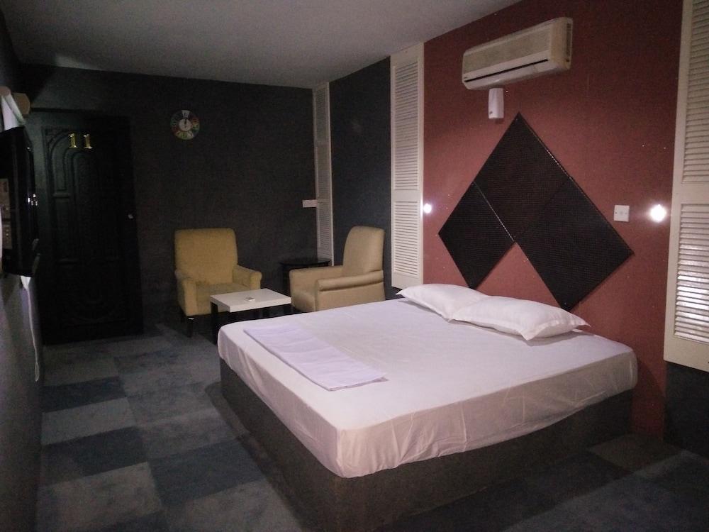 Transit Room Klia Residence Villa