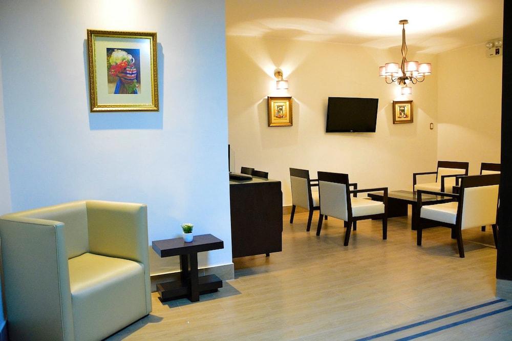 Hotel Alegría