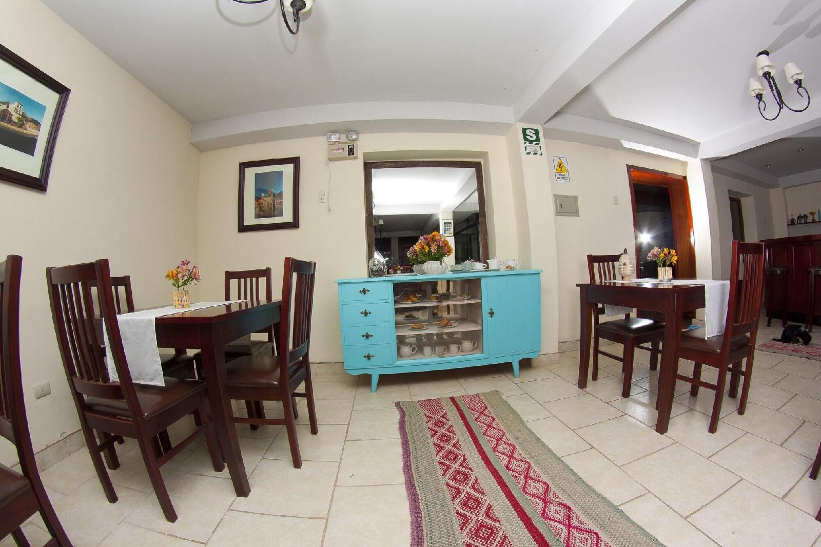 Yucay Plaza Inn