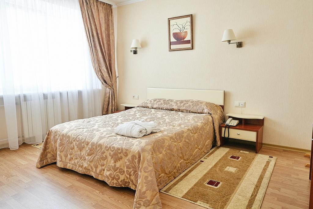 Hotel Nadezhda