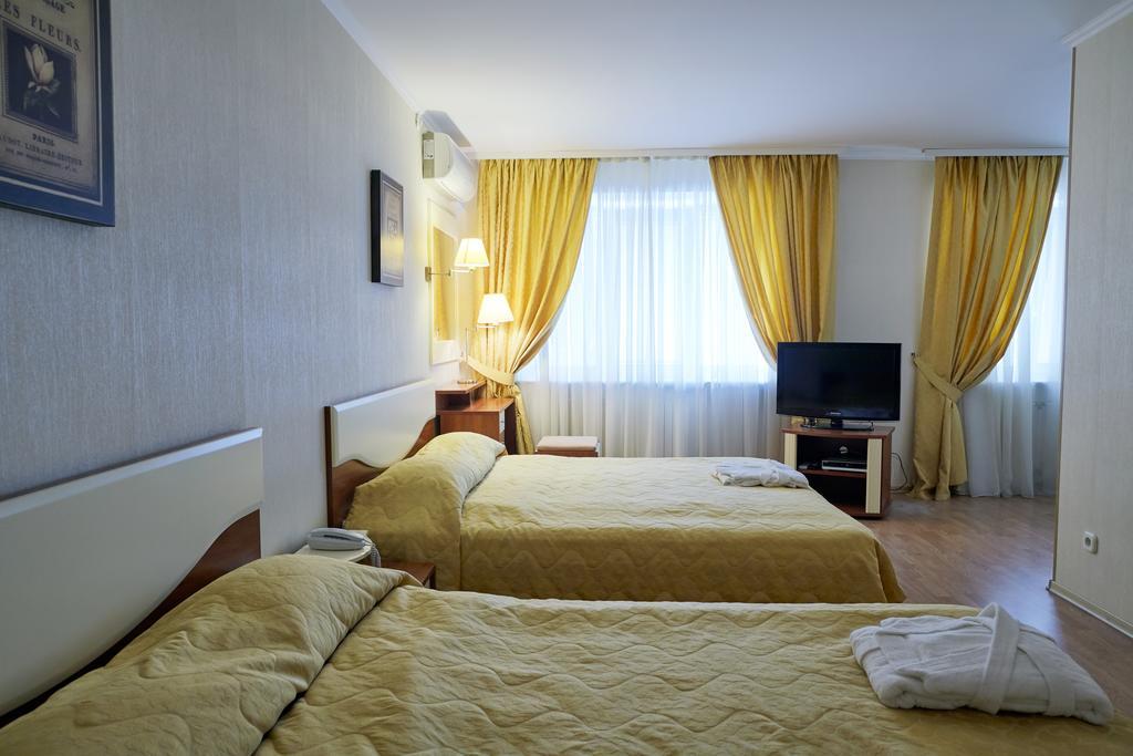 Hotel Nadezhda