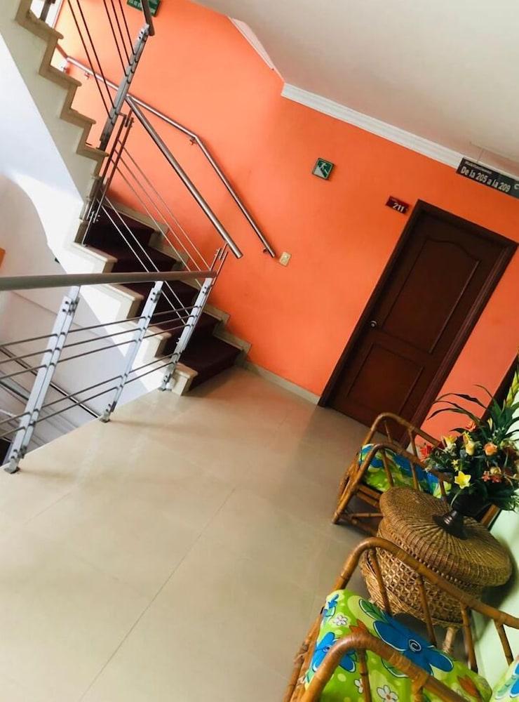 Hotel Cinera