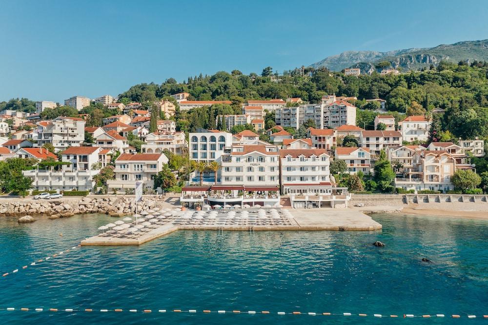 Hotel Perla