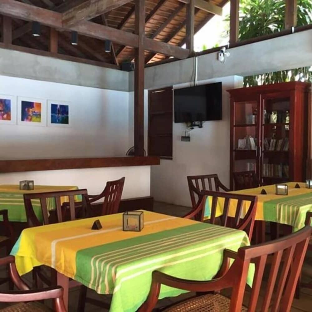 Hotel Sunflower