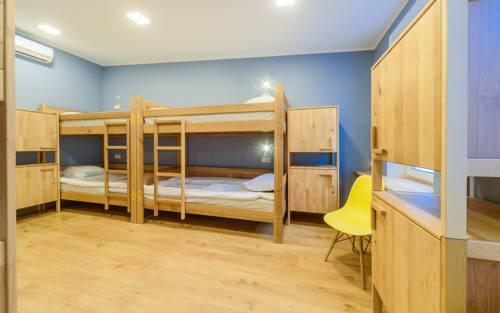 Hostel Friday
