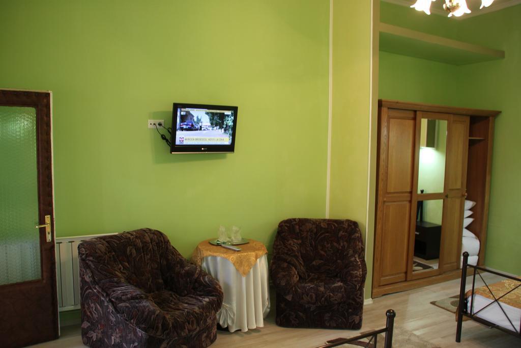 Pensiunea Casa Rusu