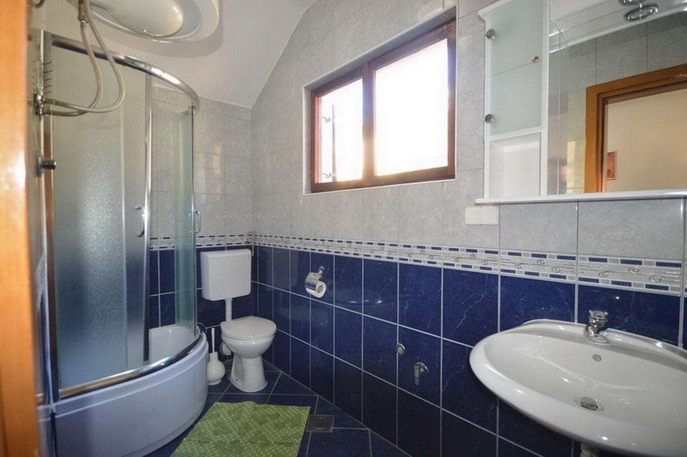 Vavic Apartments