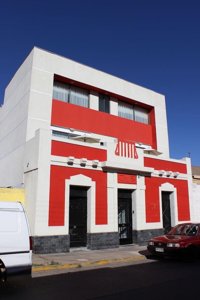 Hostal Ovalle Suite