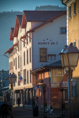 Cazare Punct Pe I