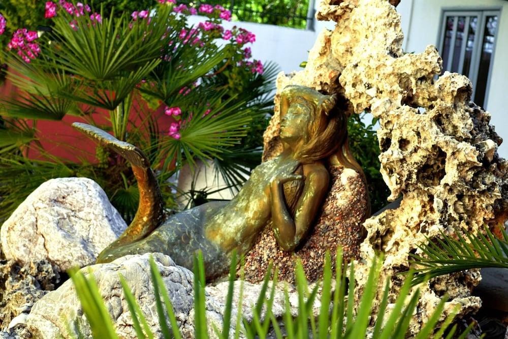 Hotel Sirena Marta